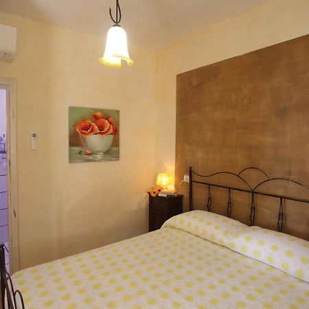 B&B La Fontana Borbone Лаурия Инфериоре Экстерьер фото