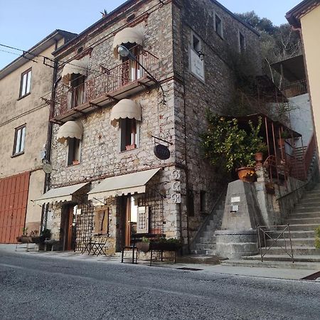 B&B La Fontana Borbone Лаурия Инфериоре Экстерьер фото