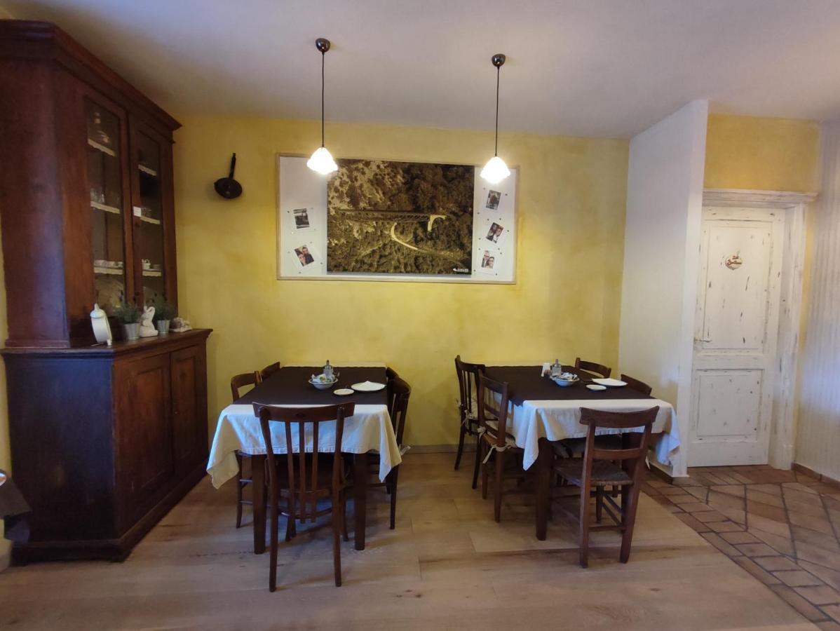 B&B La Fontana Borbone Лаурия Инфериоре Экстерьер фото