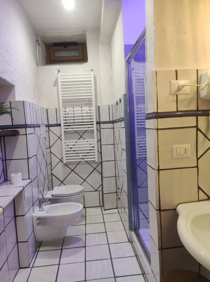 B&B La Fontana Borbone Лаурия Инфериоре Экстерьер фото